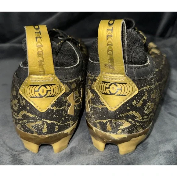 UNDER ARMOUR SPOTLIGHT LUX Suede 2.0 Men display picture 3